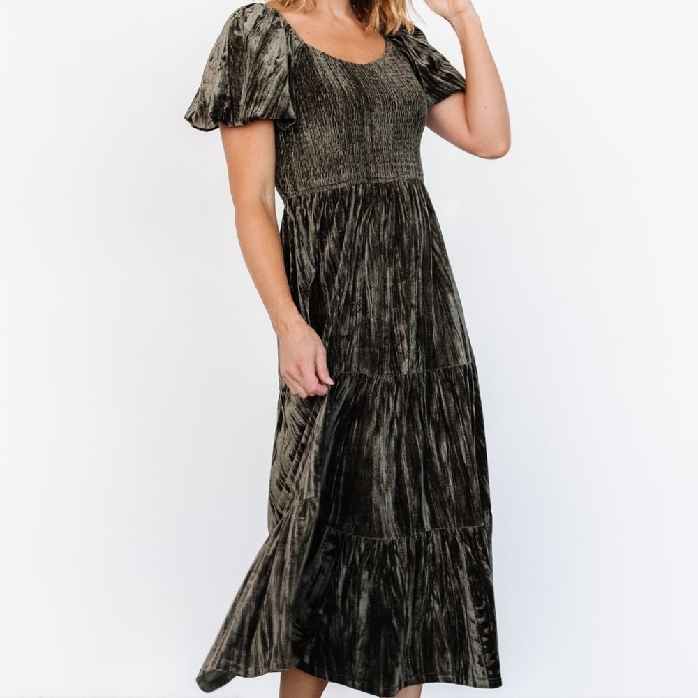 Baltic Born Colleen Velvet Maxi Dress | Olive Size LL